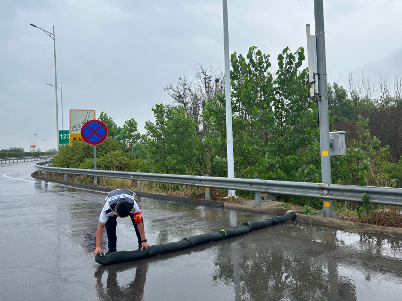 1755137598704.png 1755137598704.png